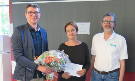 Thomas Ettwein (links) verabschiedet gemeinsam mit Dr. Hans-Walter Haller (rechts) die langjährige Kassiererin Kerstin Straetker-Vogt (Mitte)
